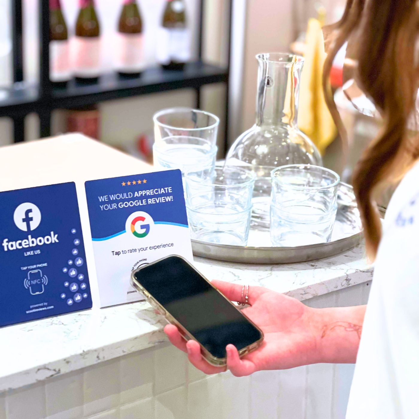 How to Turn Happy Customers Into Repeat Customers (Using Reviews)